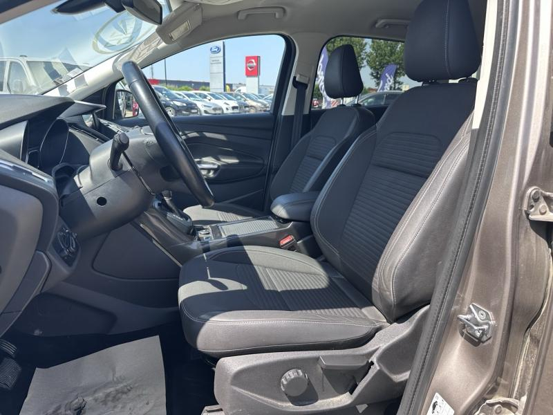 FORD Kuga d’occasion à vendre à ORANGE chez SNMA (Photo 19)