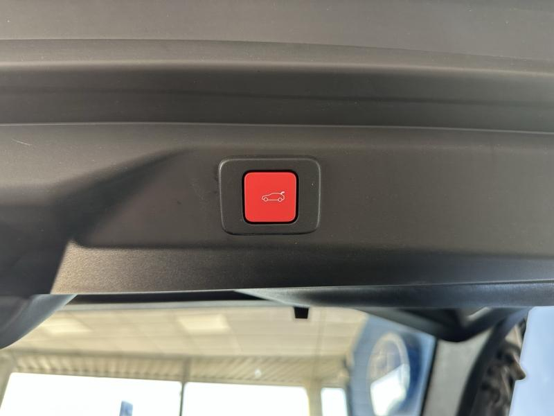 PEUGEOT 3008 d’occasion à vendre à ORANGE chez SNMA (Photo 12)