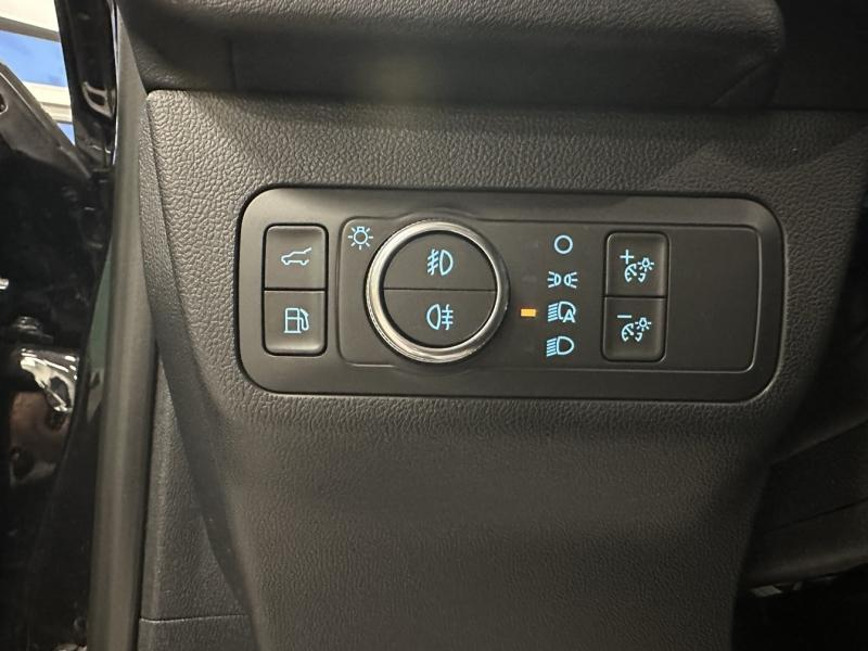 FORD Kuga d’occasion à vendre à ORANGE chez SNMA (Photo 19)