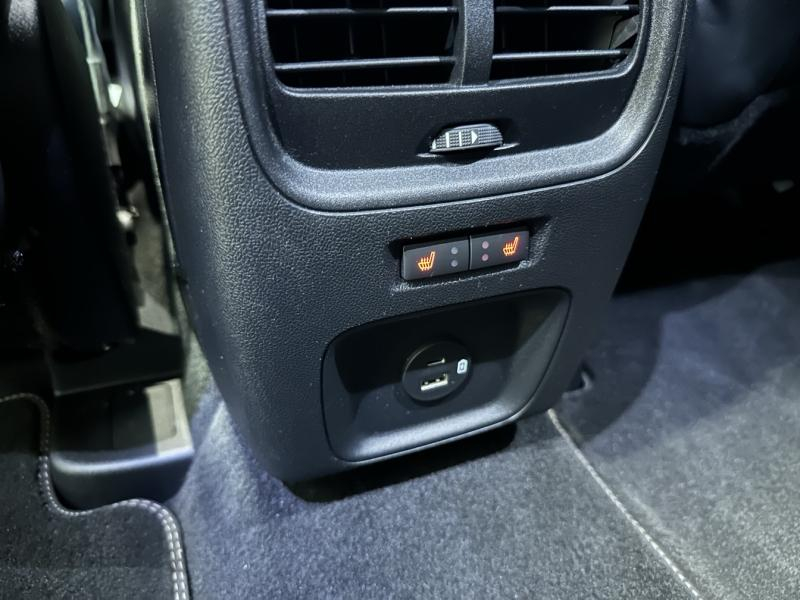 FORD Kuga d’occasion à vendre à ORANGE chez SNMA (Photo 16)