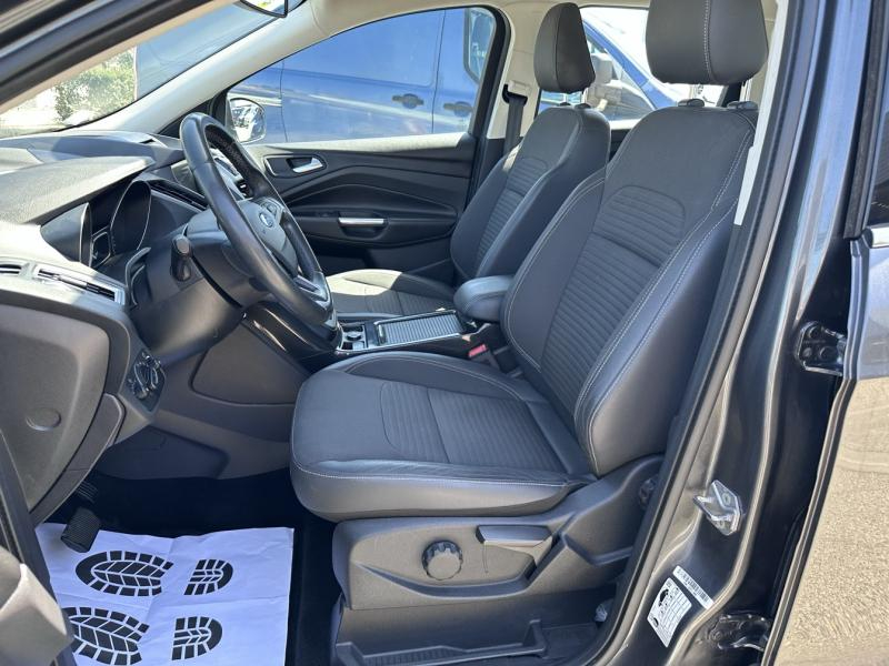 FORD Kuga d’occasion à vendre à ORANGE chez SNMA (Photo 18)