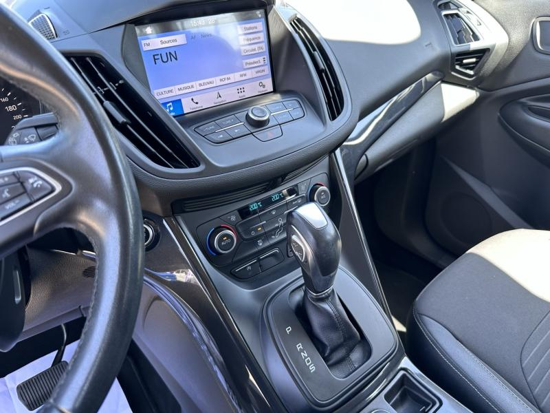 FORD Kuga d’occasion à vendre à ORANGE chez SNMA (Photo 20)