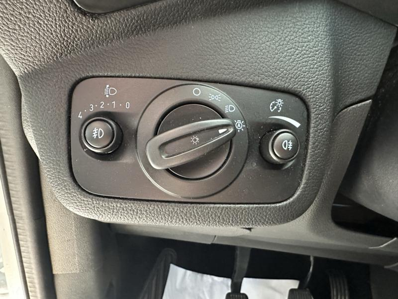 FORD Kuga d’occasion à vendre à ORANGE chez SNMA (Photo 15)